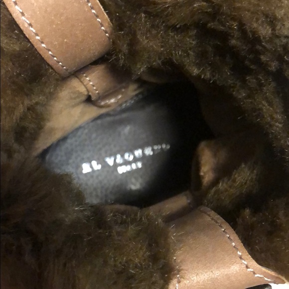 *SOLD* Big Sur Mocc Boots - Picture 9 of 9